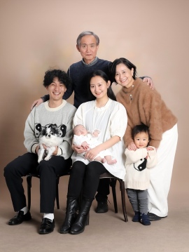 gallery_family_t_2026_23